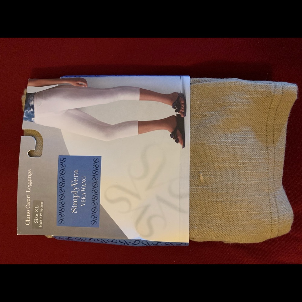Chino Capri Leggings Chinchilla (tan), size XL